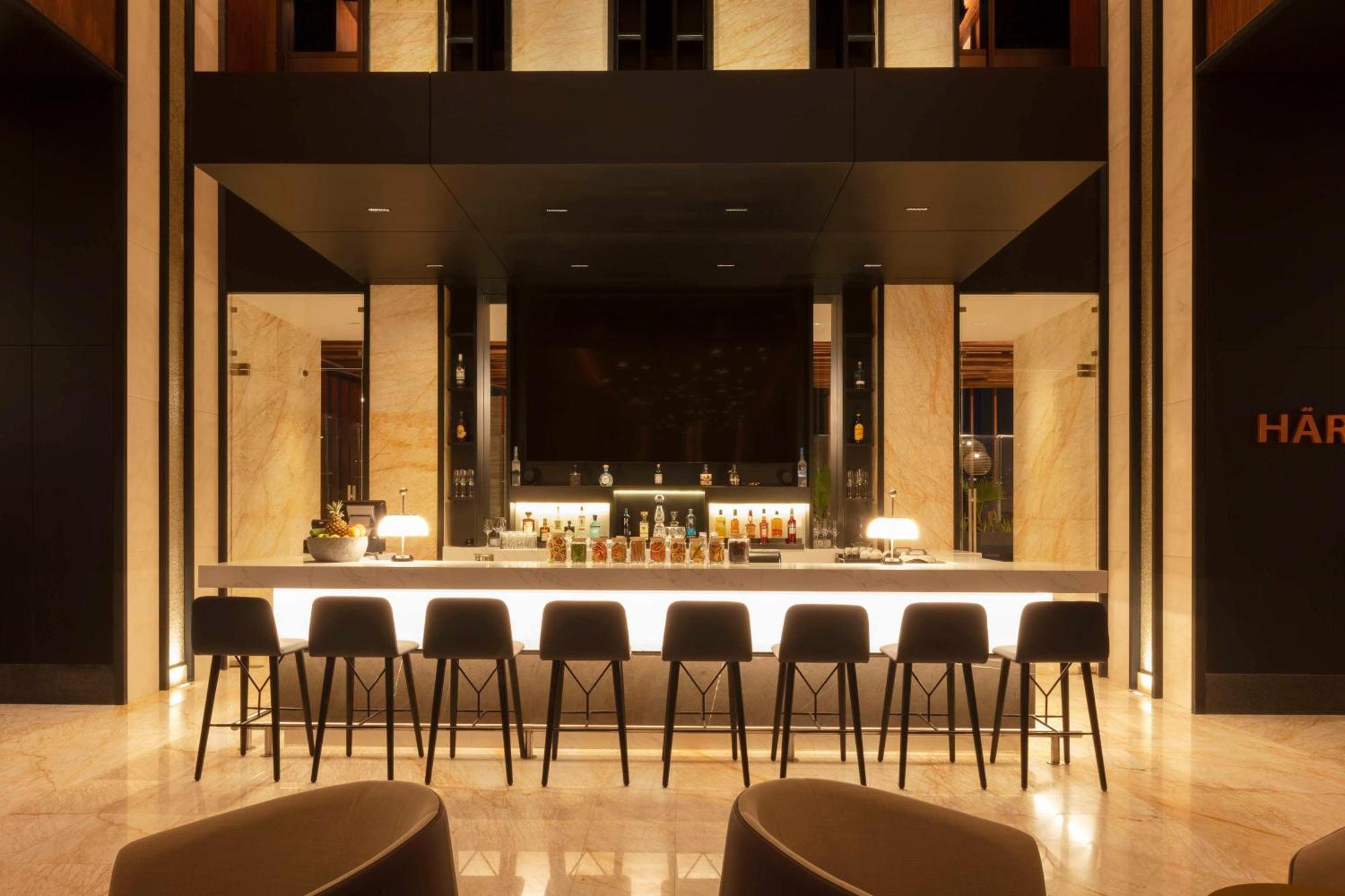 Hilton Monterrey Valle Екстериор снимка