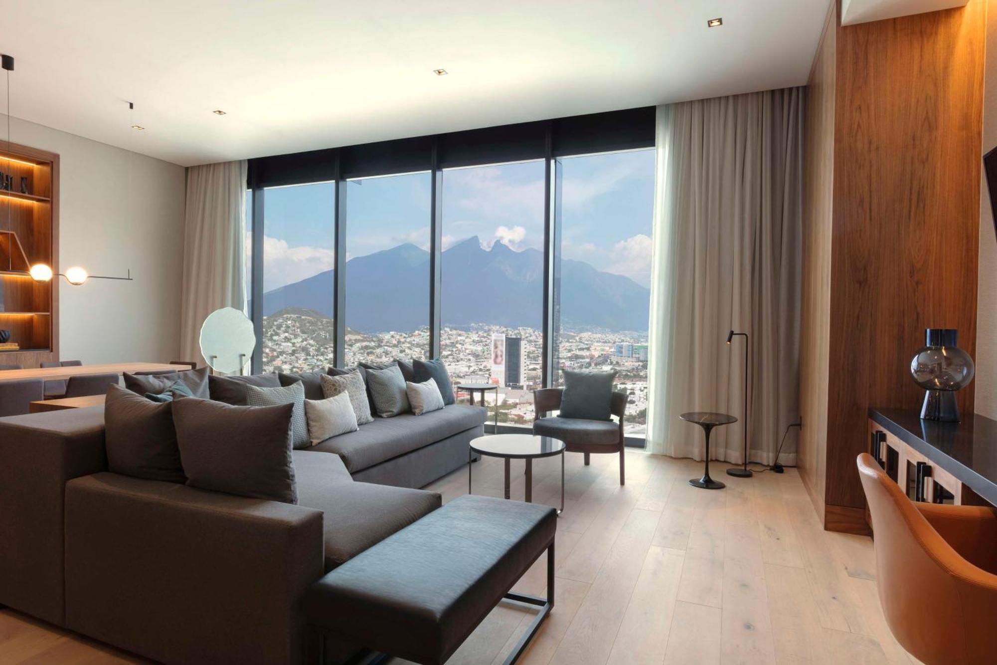 Hilton Monterrey Valle Екстериор снимка