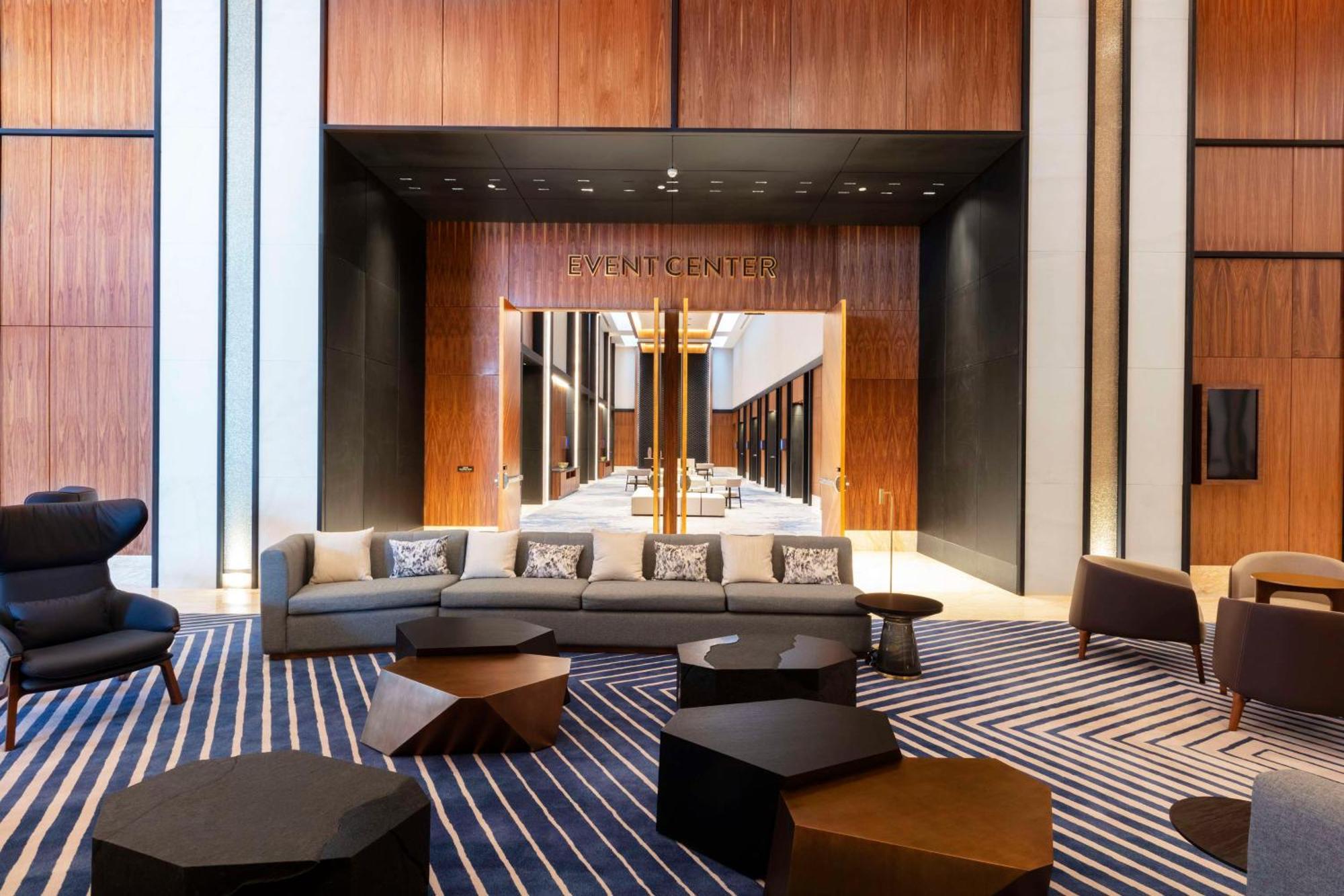 Hilton Monterrey Valle Екстериор снимка