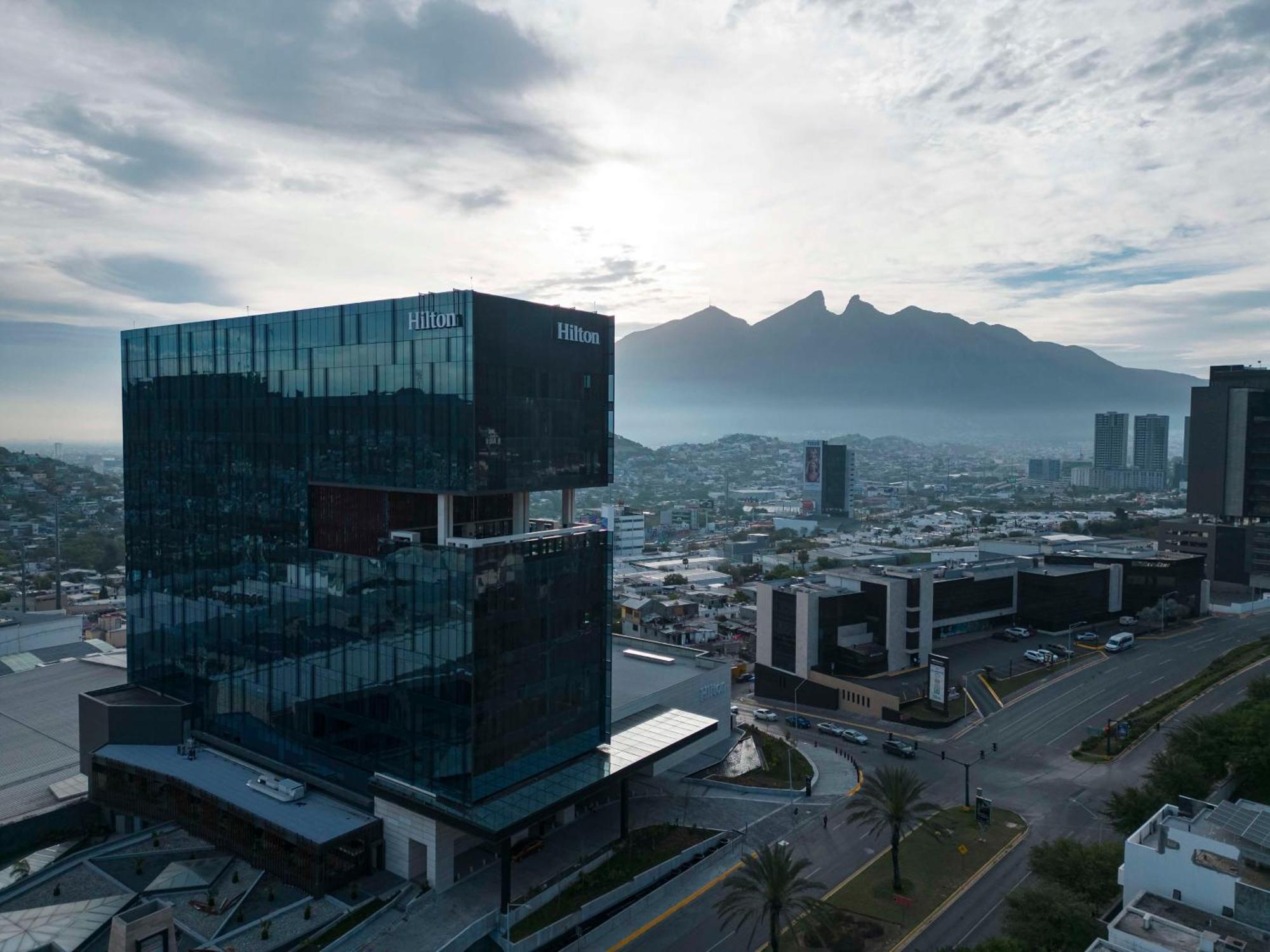 Hilton Monterrey Valle Екстериор снимка