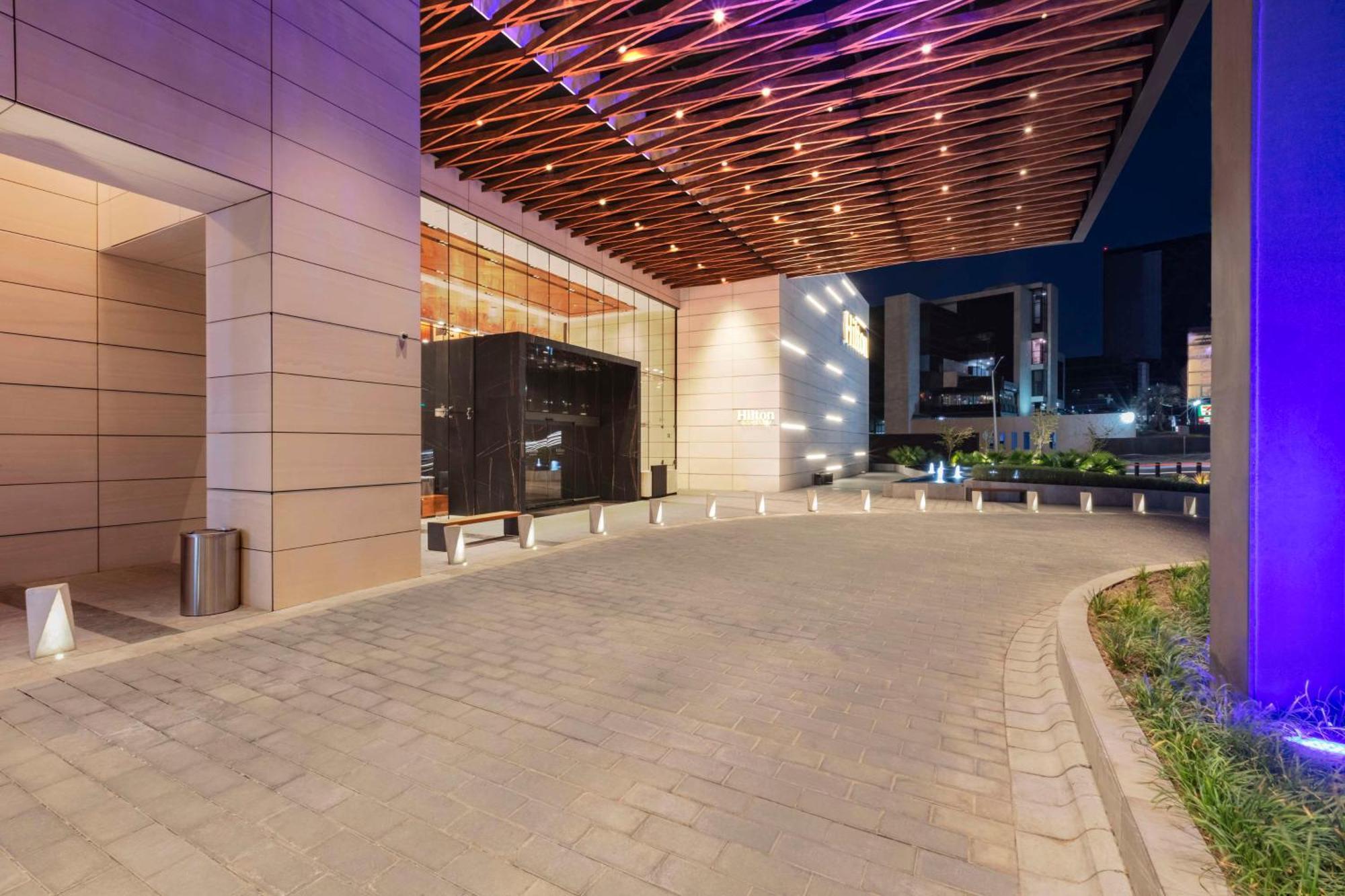 Hilton Monterrey Valle Екстериор снимка